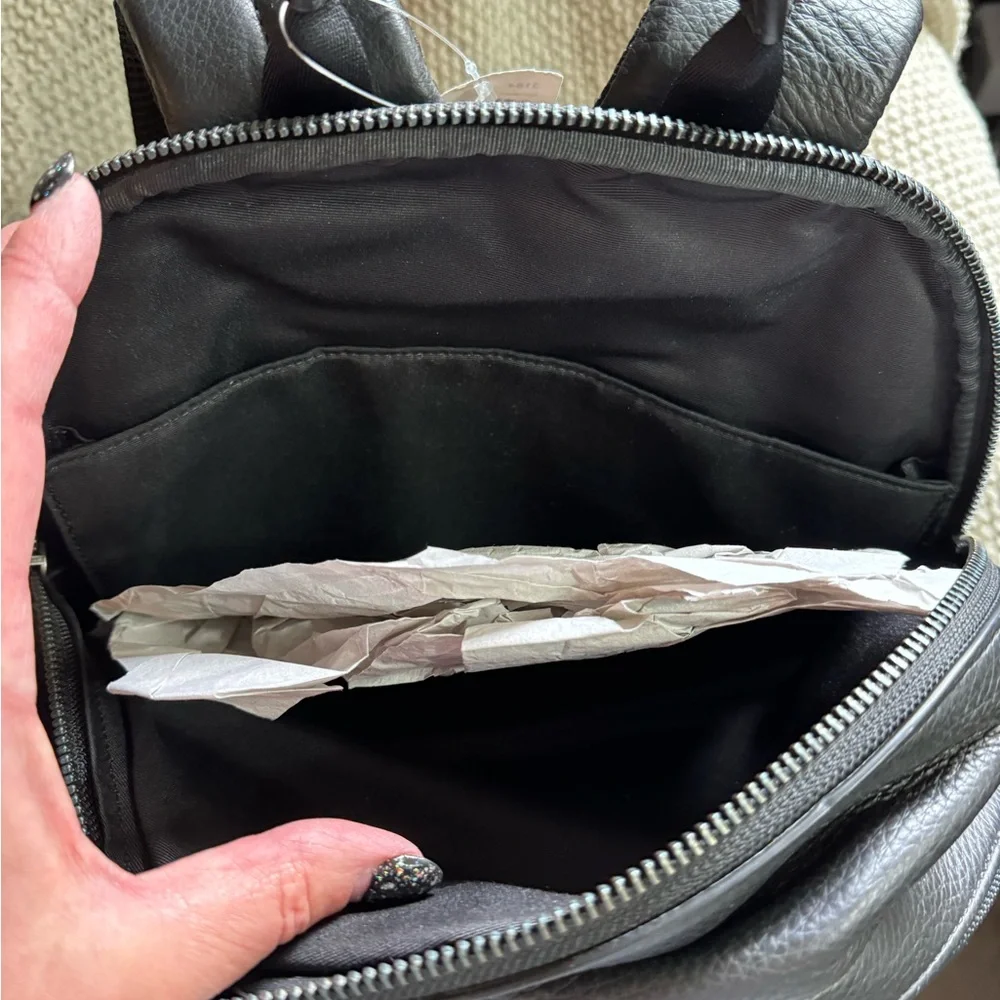 Coach‎ West Backpack With Varsity Stripe, NWT - Picture 10 of 13